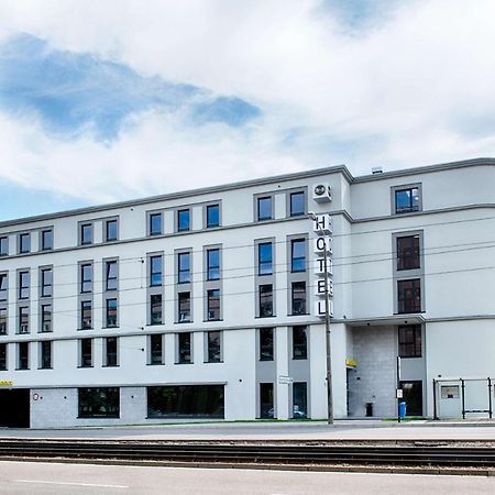 B&B Hotel ケムニッツ エクステリア 写真